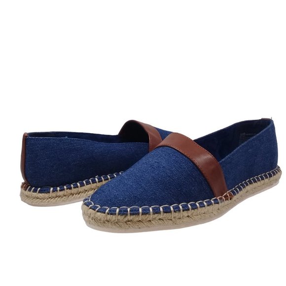 St John's Bay Women's NEW! Marlee Denim Blue Flat Slip-On Round Toe Shoes - Picture 11 of 11